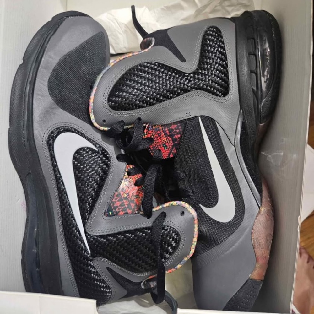 LeBron 9 BHM